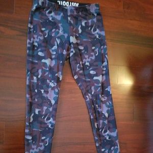 Nike leggings camo patterned womens m